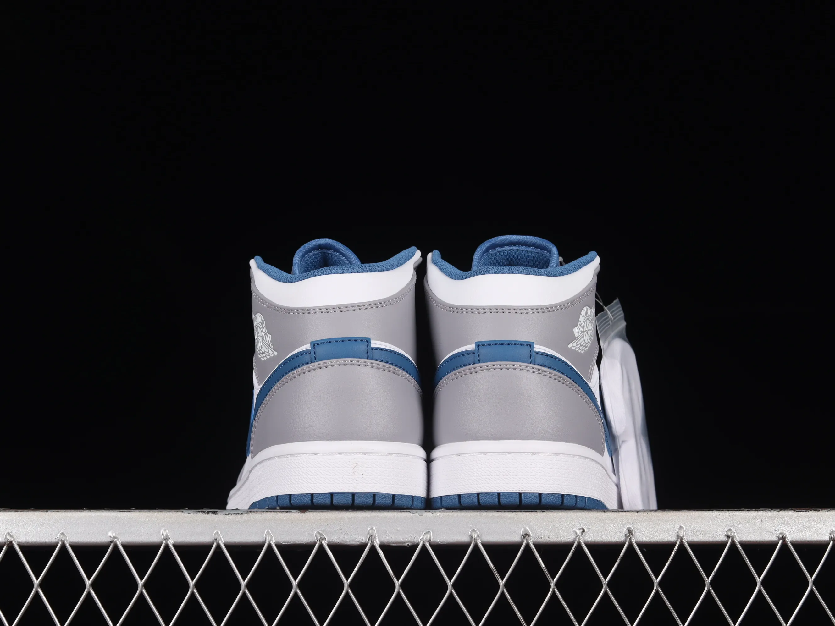 All categories Air Jordan Jordan series basketball shoes Air Jordan 1 Mid Air Jordan 1 Mid "True Blue" AJ1 Joe 1 true blue mid-top basketball shoes DQ8423-014